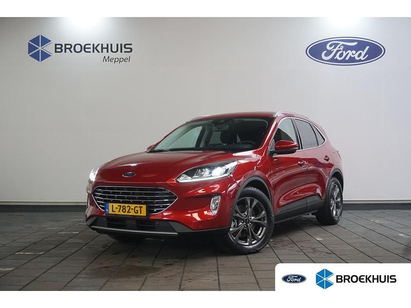 Rood Occasion 2020 Ford Kuga Titanium SUV | € 21.400 (Eerlijke prijs) - Afbeelding 1/4