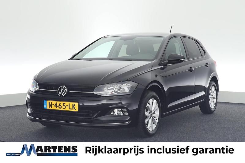 Zwart Gebruikt 2021 VW Polo Highline Hatchback | € 15.443 (Eerlijke prijs) - Afbeelding 1/4