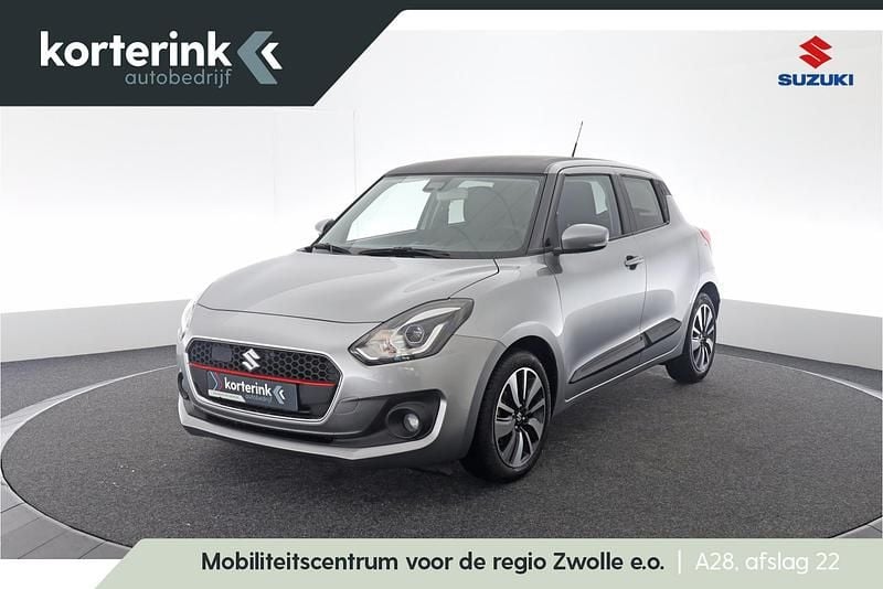 Grijs Occasion 2018 Suzuki Swift Hatchback | € 14.890 (Eerlijke prijs) - Afbeelding 1/4
