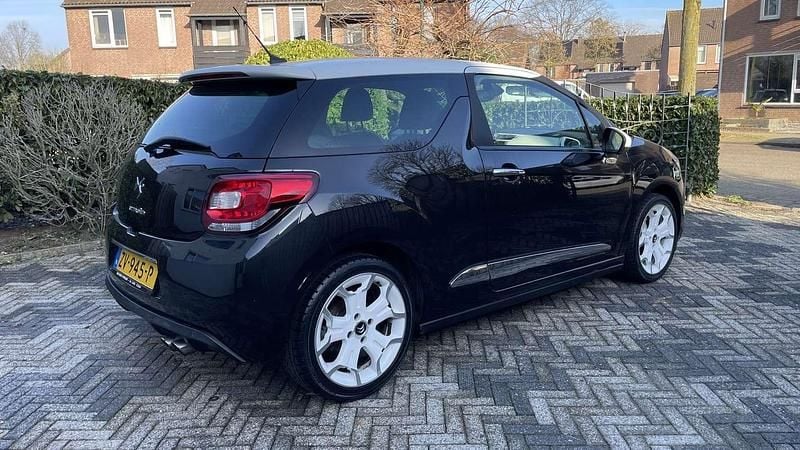 Occasion Citroën DS3 Sport Chic 156 PK (114 kW) 2011 Zwart Sedan