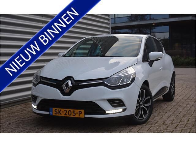 Wit Gebruikt 2018 Renault Clio IV Zen Hatchback | € 10.950 (Eerlijke prijs) - Afbeelding 1/4
