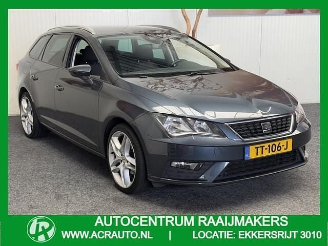 Grijs Gebruikt 2018 Seat Leon ST Business Stationwagen | € 12.940 (Eerlijke prijs) - Afbeelding 1/4