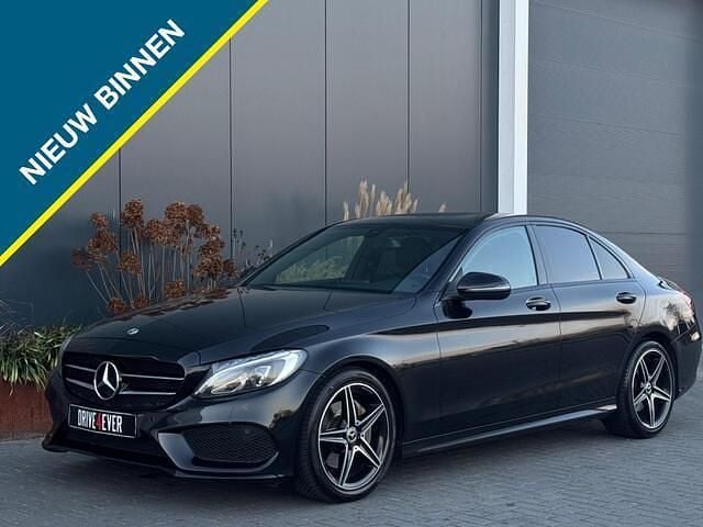 Zwart Occasion 2017 Mercedes C200 Sedan | € 19.995 (Duur) - Afbeelding 1/4
