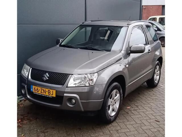 Grijs Gebruikt 2005 Suzuki Grand Vitara Exclusive SUV | € 4.495 (Super prijs) - Afbeelding 1/4