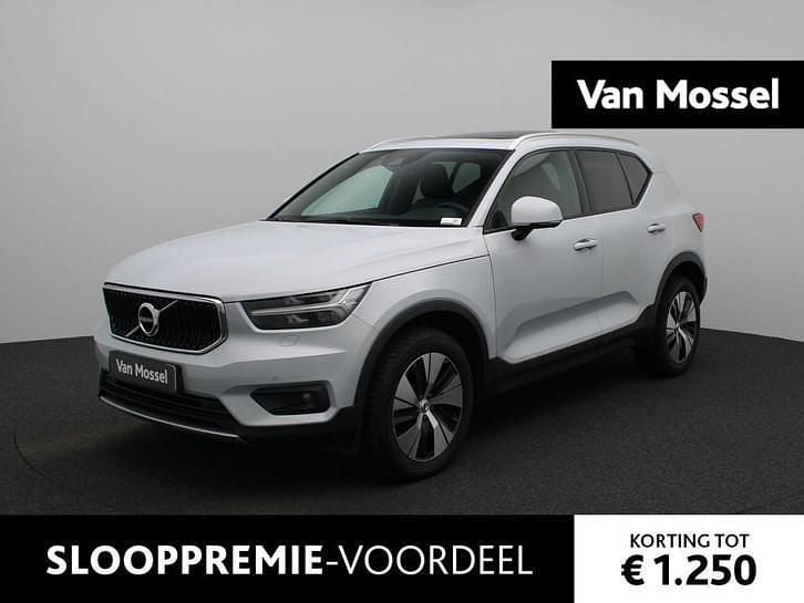 Grijs Occasion 2021 Volvo XC40 Momentum SUV | € 22.900 (Eerlijke prijs) - Afbeelding 1/4