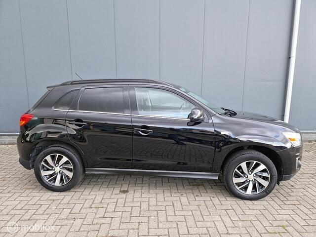 Occasion Mitsubishi ASX Invite+ 117 PK (86 kW) 2014 Zwart SUV