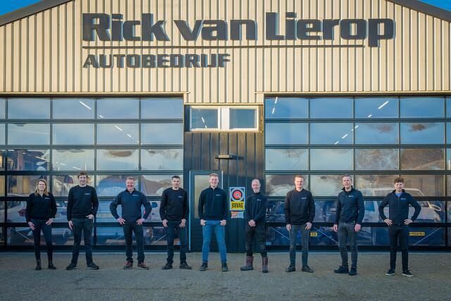 Occasion Toyota Aygo 69 PK (50 kW) 2017 Rood Hatchback