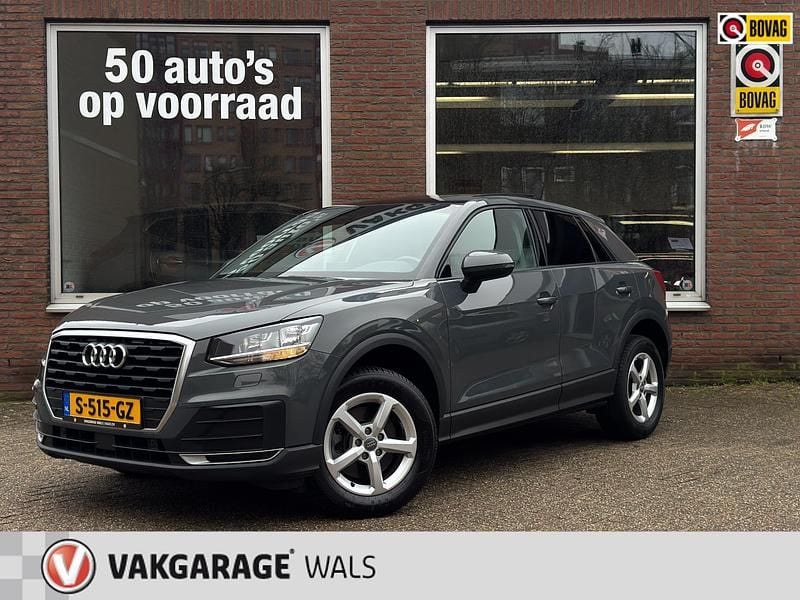 Grijs Occasion 2023 Audi Q2 Sport SUV | € 19.950 (Super prijs) - Afbeelding 1/4