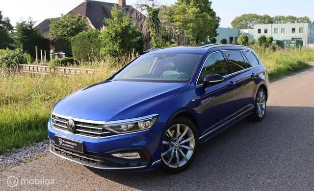 Blauw Gebruikt 2020 VW Passat R-line Stationwagen | € 38.995 - Afbeelding 1/4