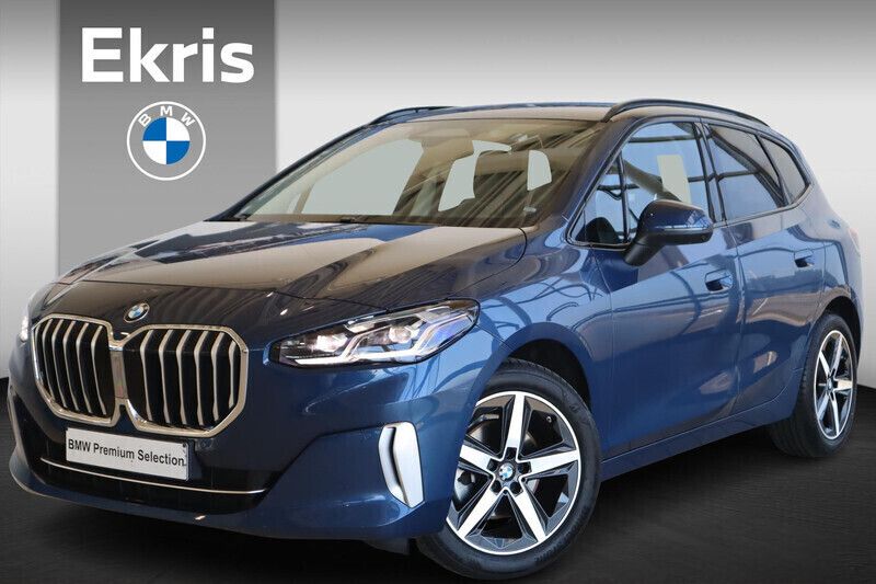 Blauw Gebruikt 2024 BMW 218 Luxury Line Stationwagen | € 43.500 - Afbeelding 1/4