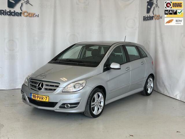 Grijs Occasion 2011 Mercedes B180 Business MPV | € 8.999 (Duur) - Afbeelding 1/4