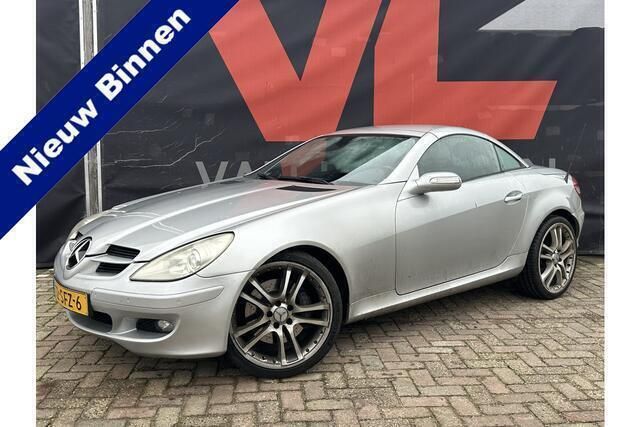 Zilver, metallic lak Gebruikt 2004 Mercedes SLK350 Cabriolet | € 9.995 (Eerlijke prijs) - Afbeelding 1/4
