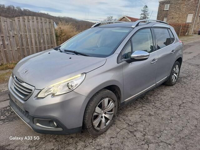 Grijs Gebruikt 2016 Peugeot 2008 Allure SUV | € 5.900 (Duur) - Afbeelding 1/4