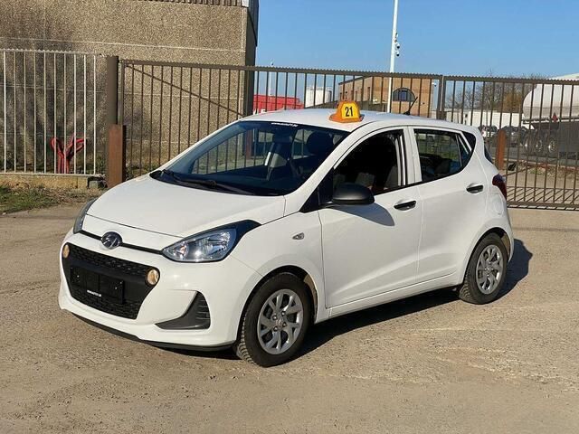 Wit Gebruikt 2018 Hyundai i10 Hatchback | € 6.950 (Super prijs) - Afbeelding 1/4