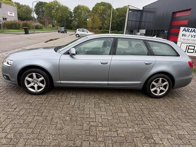 Grijs Occasion 2010 Audi A6 Business Stationwagen | € 3.100 (Eerlijke prijs) - Afbeelding 1/4