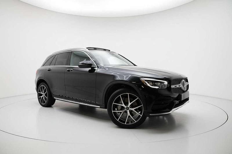 Occasion Mercedes GLC300e AMG 320 PK (235 kW) 2021 Zwart (metallic) SUV