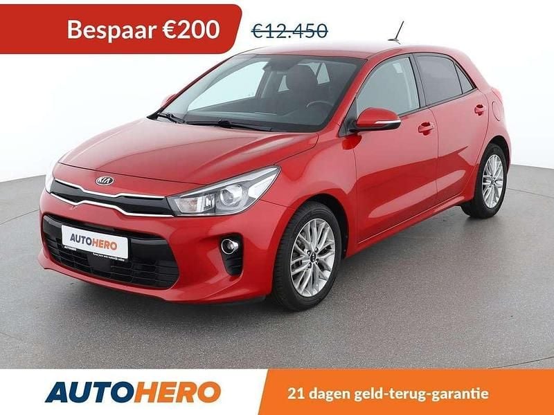 Rood Gebruikt 2017 Kia Rio Spirit Hatchback | € 12.449 (Eerlijke prijs) - Afbeelding 1/3