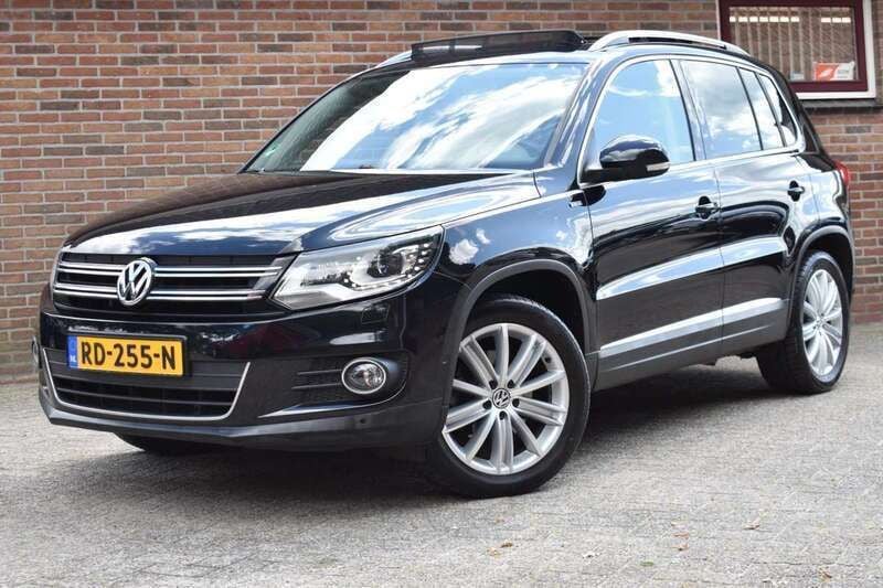 Zwart Gebruikt 2014 VW Tiguan R-line Edition SUV | € 12.949 (Eerlijke prijs) - Afbeelding 1/4