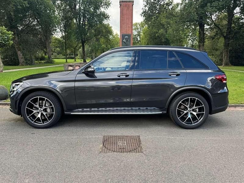 Grijs Gebruikt 2019 Mercedes GLC400d AMG Line Premium SUV | € 41.999 - Afbeelding 1/4