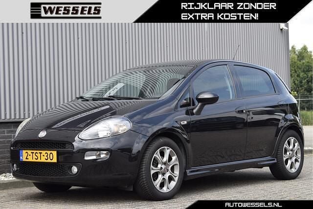 Zwart Gebruikt 2014 Fiat Punto Evo Lounge Hatchback | € 4.250 (Goede deal) - Afbeelding 1/4