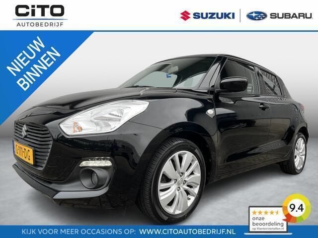 Zwart, metallic lak Gebruikt 2019 Suzuki Swift Hatchback | € 12.950 (Eerlijke prijs) - Afbeelding 1/4