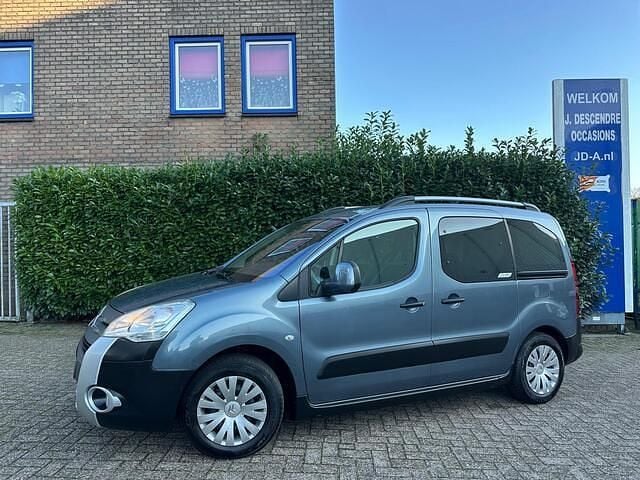 Grijs Gebruikt 2013 Citroën Berlingo XTR MPV | € 6.995 (Eerlijke prijs) - Afbeelding 1/4