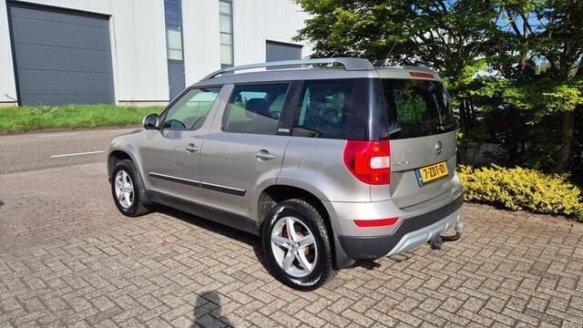 Occasion Skoda Yeti Outdoor Adventure 122 PK (89 kW) 2015 Beige SUV