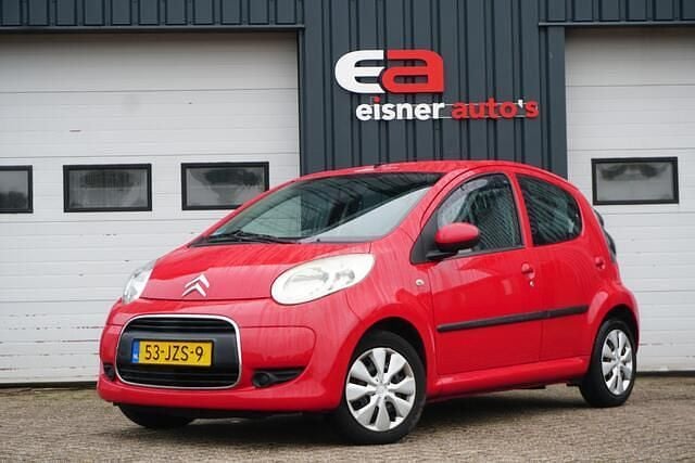 Rood Gebruikt 2009 Citroën C1 Hatchback | € 2.649 (Eerlijke prijs) - Afbeelding 1/4