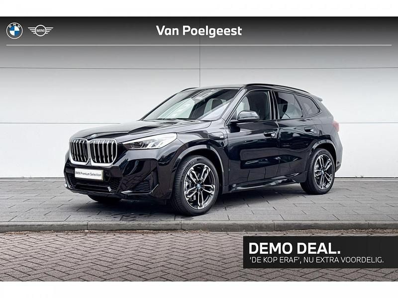 Zwart Gebruikt 2025 BMW X1 Comfort Edition SUV | € 51.900 - Afbeelding 1/4