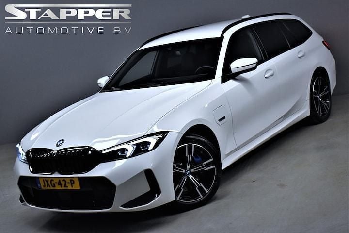 Occasion BMW 330e M Sport 292 PK (214 kW) 2022 Wit Stationwagen