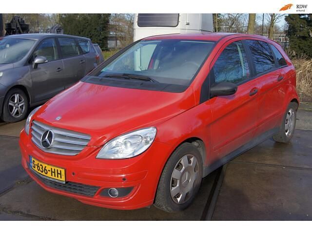Occasion Mercedes B200 136 PK (100 kW) 2007 Rood MPV