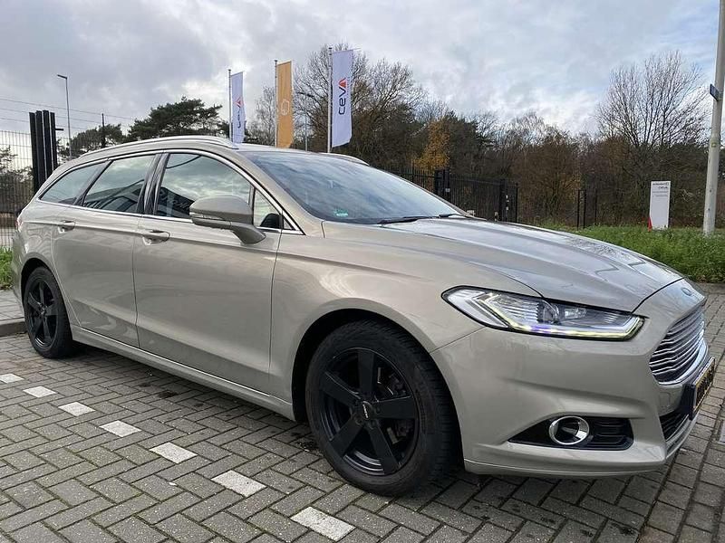 Occasion Ford Mondeo Titanium 241 PK (177 kW) 2015 Grijs Stationwagen
