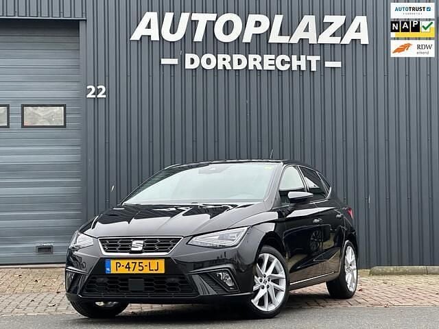 Zwart Occasion 2022 Seat Ibiza FR Hatchback | € 14.935 (Goede deal) - Afbeelding 1/4