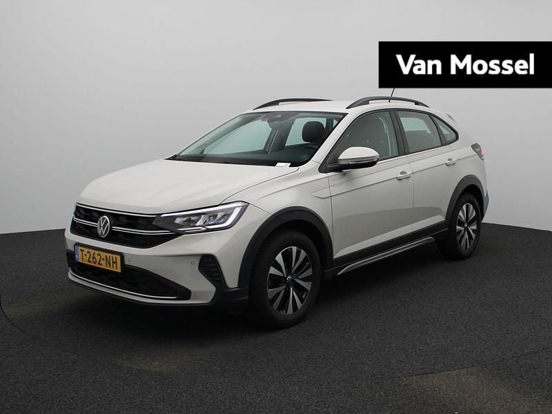 Grijs Gebruikt 2023 VW Taigo Life SUV | € 23.400 (Duur) - Afbeelding 1/4