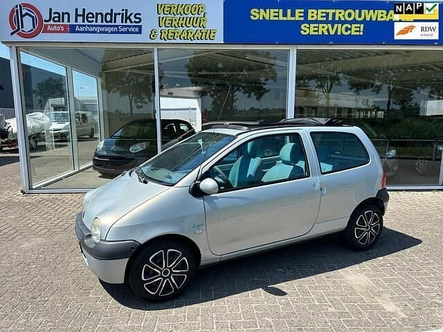 Grijs Gebruikt 2004 Renault Twingo Hatchback | € 960 (Eerlijke prijs) - Afbeelding 1/4