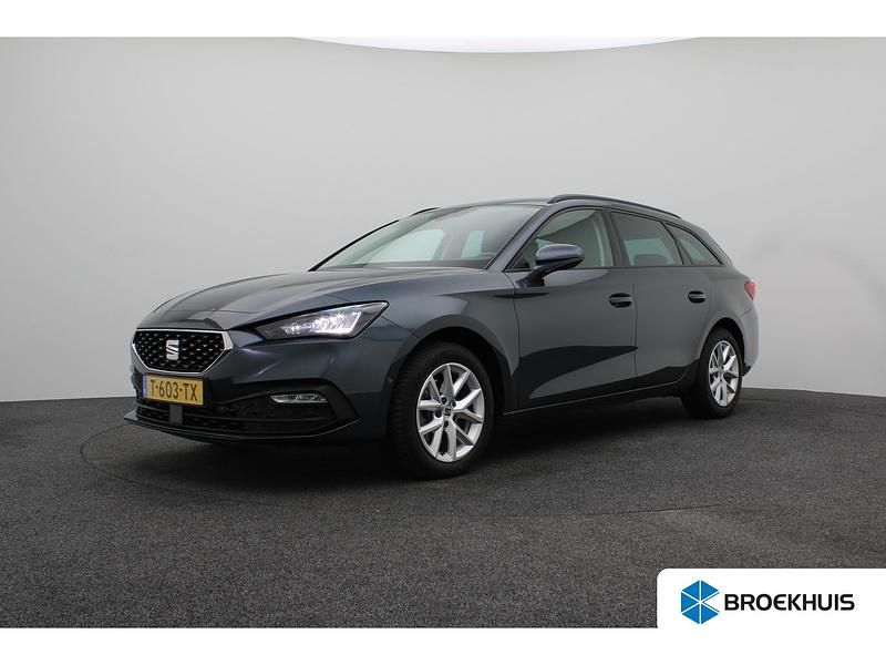 Grijs Occasion 2023 Seat Leon Business Stationwagen | € 21.895 (Eerlijke prijs) - Afbeelding 1/4