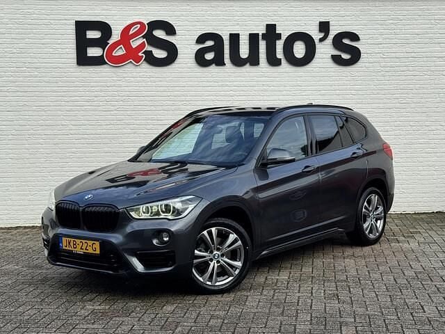 Grijs Gebruikt 2019 BMW X1 Executive SUV | € 23.700 (Goede deal) - Afbeelding 1/3