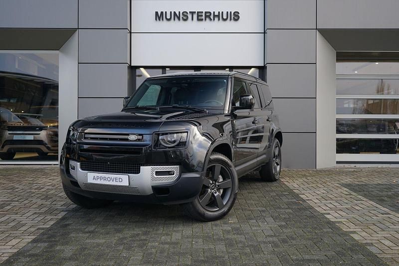 Santorini black (zwart metallic)zwart Occasion 2023 Land Rover Defender SE SUV | € 82.950 (Iets duurder) - Afbeelding 1/4