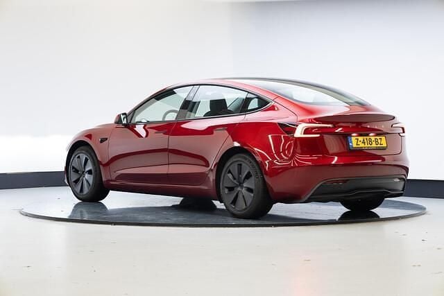 Occasion Tesla Model 3 RWD 208 kW (283 PK) 2024 Rood Sedan