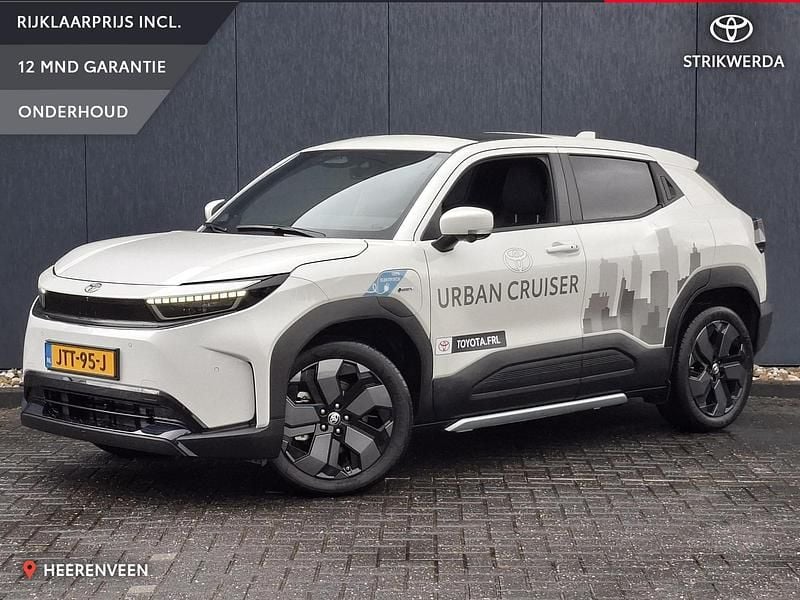 Nieuw Toyota Urban Cruiser Executive 127 kW (174 PK) 2026 Wit SUV