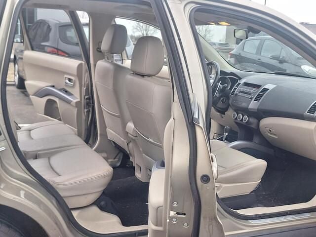 Occasion Mitsubishi Outlander Instyle 170 PK (125 kW) 2009 Beige SUV