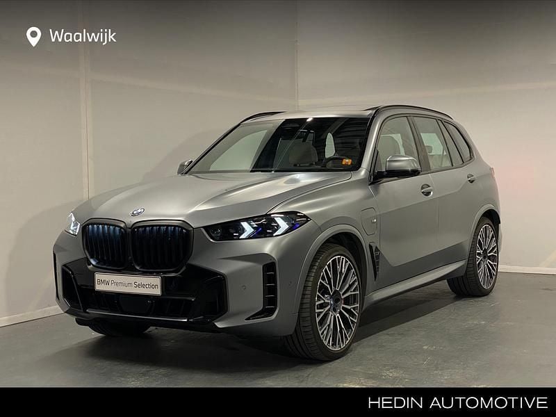 Grijs Gebruikt 2024 BMW X5 Comfort Edition SUV | € 94.880 (Goede deal) - Afbeelding 1/4