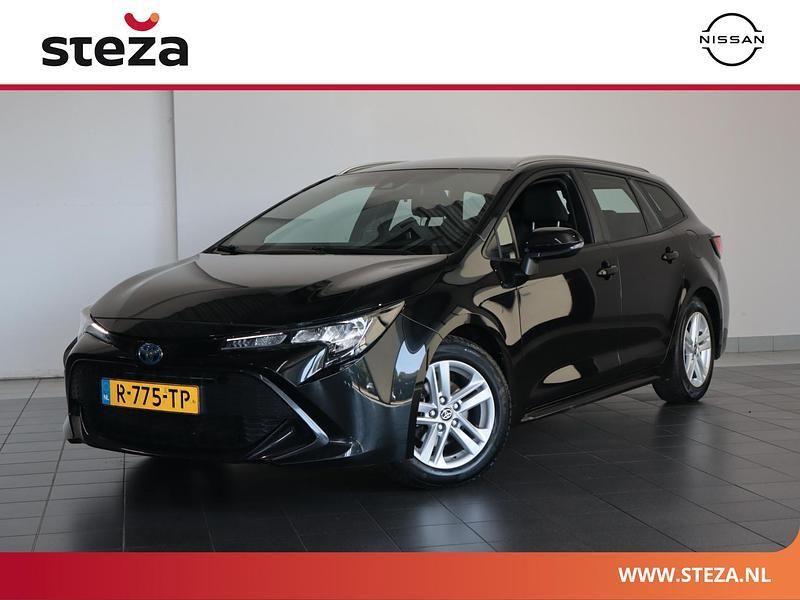 Zwart Gebruikt 2022 Toyota Corolla Active Stationwagen | € 20.949 (Eerlijke prijs) - Afbeelding 1/4