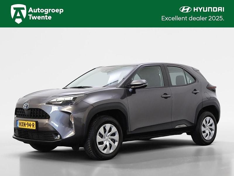 Grijs Gebruikt 2023 Toyota Yaris Cross SUV | € 23.900 (Super prijs) - Afbeelding 1/4