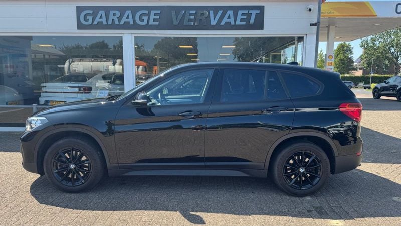 Suv Gebruikt 2020 BMW X1 Executive SUV | € 26.950 (Goede deal) - Afbeelding 1/3