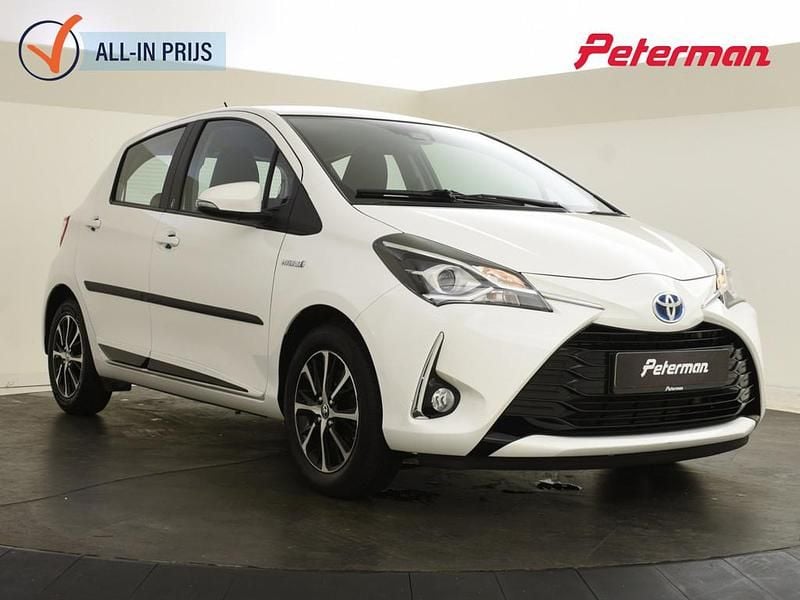 Wit Gebruikt 2017 Toyota Yaris Hybrid Design Hatchback | € 15.999 (Goede deal) - Afbeelding 1/4