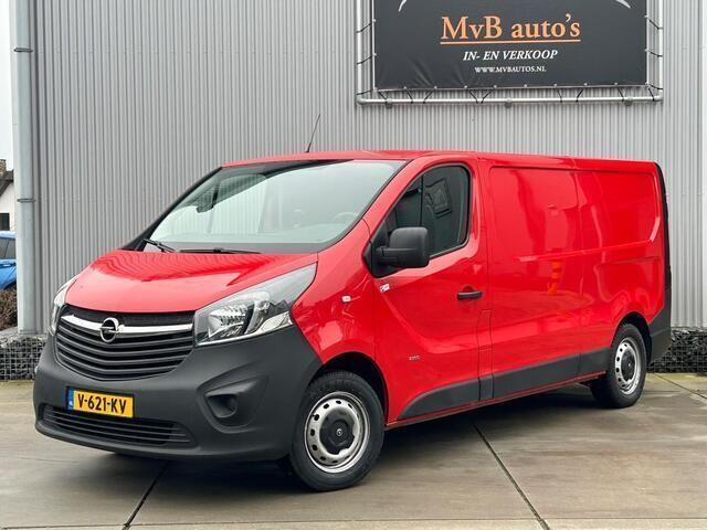 Rood Occasion 2018 Opel Vivaro Edition MPV | € 9.995 (Goede deal) - Afbeelding 1/4