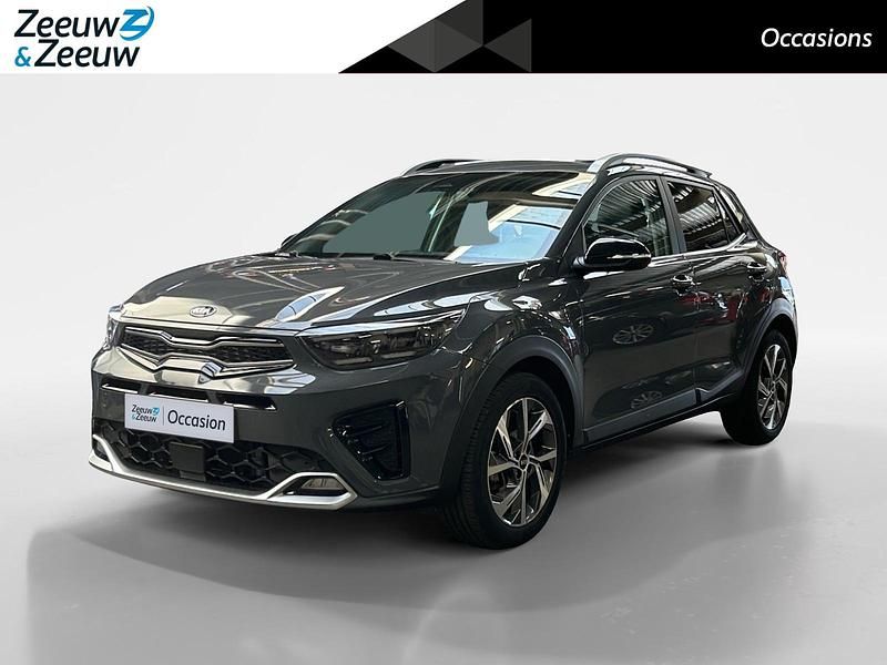 Grijs Occasion 2021 Kia Stonic GT SUV | € 22.490 (Duur) - Afbeelding 1/4