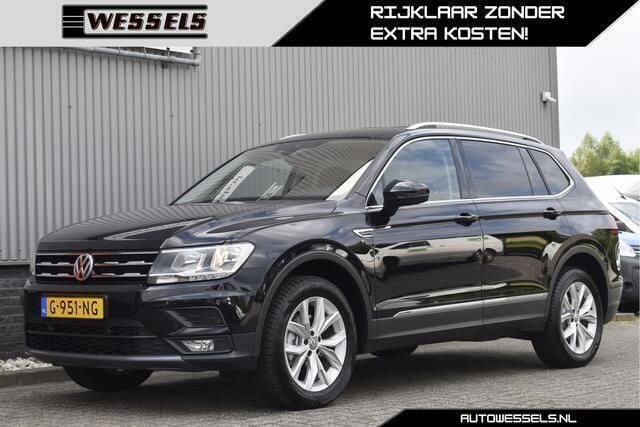 Zwart Gebruikt 2019 VW Tiguan Allspace Comfortline SUV | € 24.500 (Goede deal) - Afbeelding 1/4