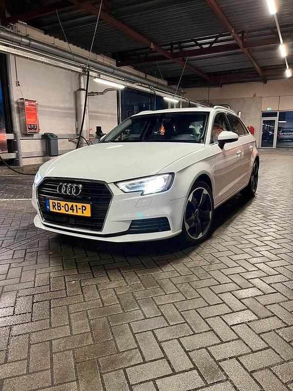 Gebruikt 2016 Audi A3 | € 6.500 (Super prijs) - Afbeelding 1/4
